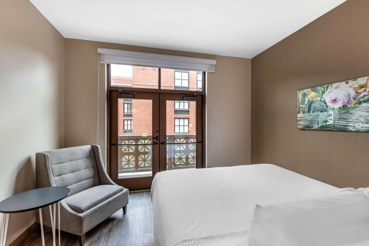Cambria Hotel Savannah Downtown Historic District Экстерьер фото